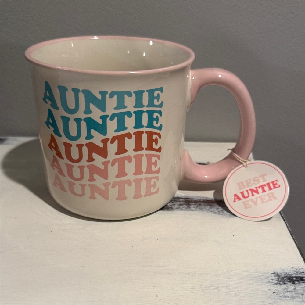 Charming Auntie Mug with Pink Handle